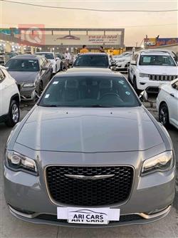 كرايسلر 300